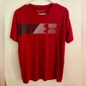 Men’s UA Graphic T-shirt. size M